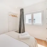 Campolide Duplex Διαμέρισμα *