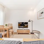 Campolide Duplex Apartamento