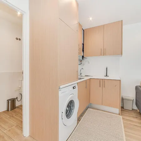 Campolide Duplex Apartment Lisbon