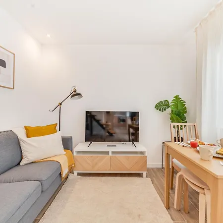 Apartment Campolide Duplex Lisbon