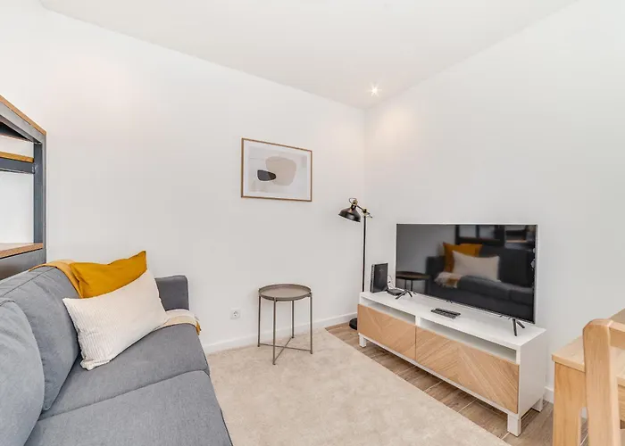 Campolide Duplex Apartment