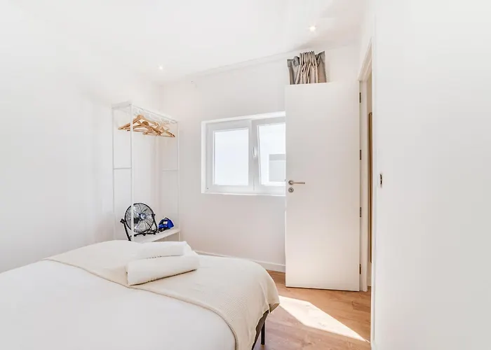 Apartment Campolide Duplex Lissabon