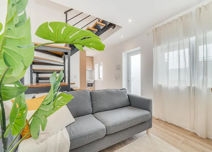 Campolide Duplex Apartment Lissabon