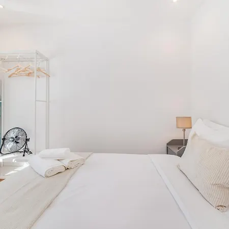 Campolide Duplex Лиссабон