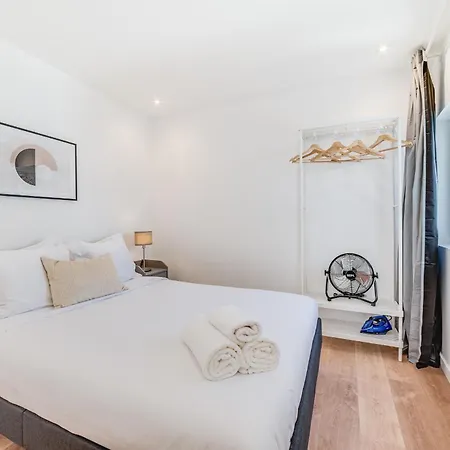 Campolide Duplex Апартаменты