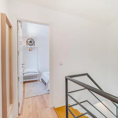 Campolide Duplex Апартаменты *
