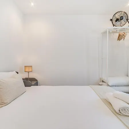 Campolide Duplex Апартаменты Лиссабон